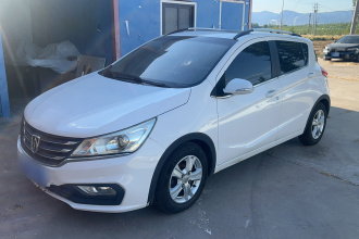 宝骏310 2016款 1.2L 手动豪华型