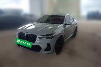 宝马X4 2022款 改款 xDrive 30i M运动曜夜套装