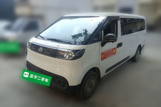 上汽大通MAXUS 大拿V1 2025款 V1+长轴低顶 多功能版（62kWh）
