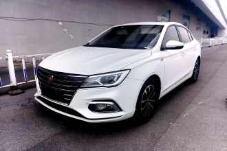 荣威i5 2020款 1.5L 手动4G互联领豪旗舰版