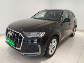 奥迪Q7 2023款 45 TFSI quattro S line运动型
