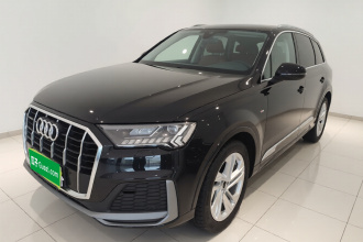 奥迪Q7 2023款 45 TFSI quattro S line运动型