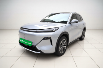 吉利银河 银河星舰7 EM-i 2025款 120km 启航+版