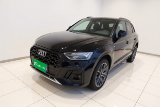 奥迪Q5L 2025款 45周年典藏版 45 TFSI 豪华动感型