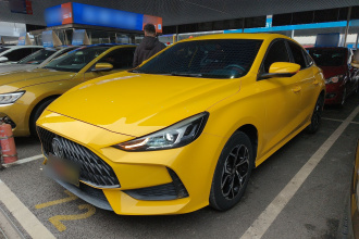 名爵 MG5 2021款 改款 180DVVT CVT青春豪华版