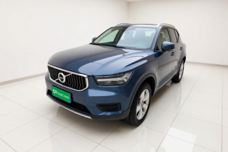 沃尔沃XC40 2022款 T4 四驱智远豪华版
