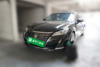 丰田 皇冠 2018款 2.0T 时尚版