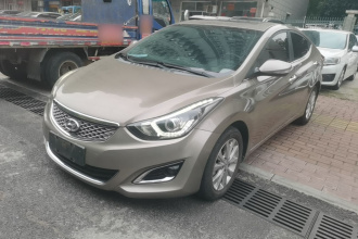 现代 朗动 2016款 1.6L 自动尊贵型