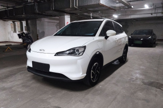 哪吒汽车 哪吒V 2021款 长续航娱乐版升级型