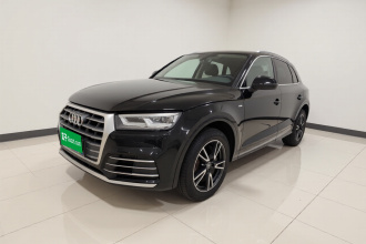 奥迪Q5L 2020款 40 TFSI 荣享时尚型
