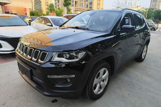 Jeep 指南者 2019款 220T 自动悦享版