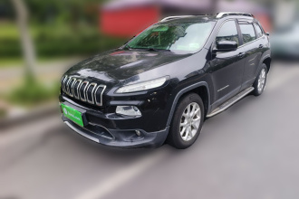 Jeep 自由光 2017款 2.0L 优越版