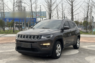 Jeep 指南者 2017款 200T 自动家享版