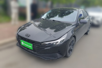 现代 伊兰特 2022款 1.5L CVT LUX黑骑士限量版