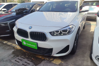 宝马X2 2022款 sDrive25i M运动套装