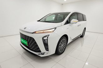 别克GL8新能源 2024款  陆尊 奢享版 7座