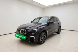 宝马X5 2022款 xDrive 30Li 尊享型M运动套装