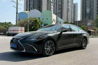 雷克萨斯ES 2022款 300h 臻享版