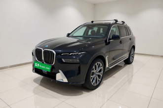 宝马X7 2023款 xDrive40i 领先型豪华套装