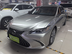 雷克萨斯ES 2023款 200 卓越版