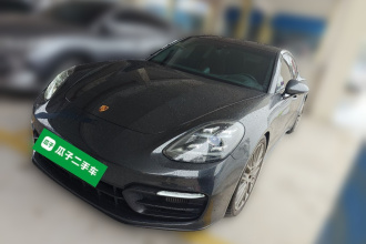 保时捷 Panamera新能源 2023款 Panamera 4 E-Hybrid 铂金版 2.9T