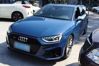 奥迪S4 2023款 S4 3.0TFSI