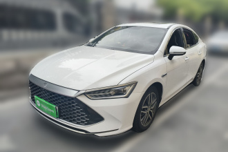比亚迪 秦PLUS 2021款 DM-i 55KM 旗舰型