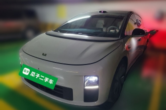 理想汽车 理想i6 2025款 四驱标准版