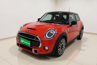MINI 2018款 2.0T COOPER S 艺术家 五门版