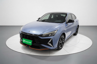 东风风神 奕炫 2023款 马赫版 1.5T 自动冠军版