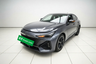 长安UNI-V 2022款 1.5T 尊贵型
