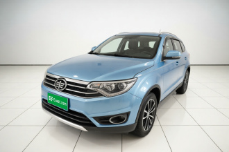 一汽 森雅R7 2016款 1.6L 手动豪华型