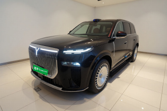 岚图汽车 岚图泰山 2026款 Max+