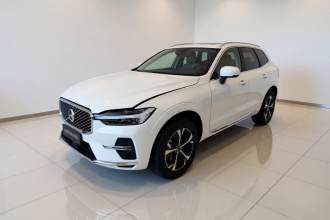 沃尔沃XC60 2026款 B5 四驱智逸豪华版