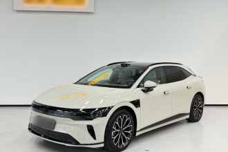 极氪007GT 2025款 后驱智驾版 75kWh
