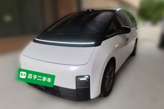理想汽车 理想MEGA 2025款 Home 家庭特别版