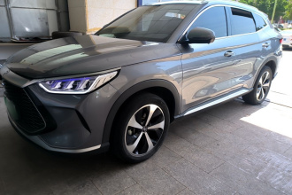 比亚迪 宋PLUS新能源 2021款 DM-i 51KM 尊荣型