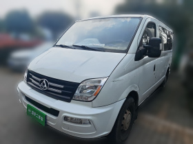 上汽大通MAXUS 新途V80 2021款 2.0T 手动经典傲运通短轴超低顶5/6座