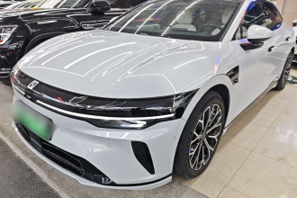 极氪007GT 2025款 后驱智驾版 75kWh