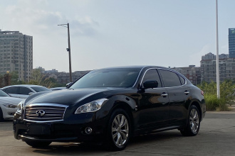 英菲尼迪Q70 2013款 Q70L 2.5L 舒适版