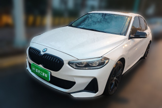 宝马1系 2023款 125i M运动曜夜版