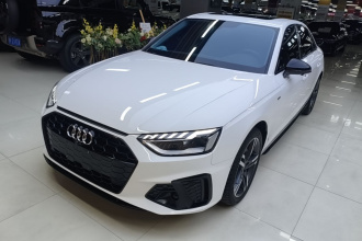 奥迪A4L 2022款 40 TFSI 豪华动感型