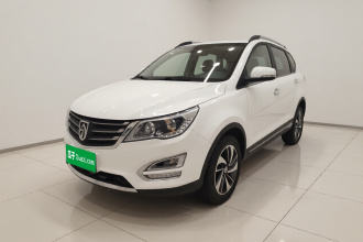 宝骏560 2015款 1.8L 手动豪华型