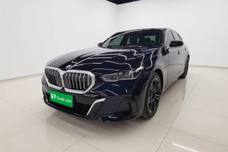 宝马5系 2025款 530Li 领先型 M运动套装