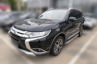 三菱 欧蓝德 2018款 2.0L 两驱荣耀版 5座