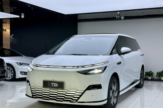 小鹏X9 2024款 702超长续航Pro