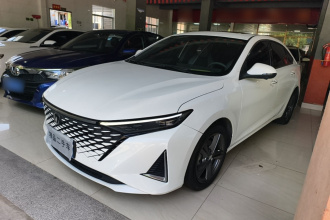长安 锐程PLUS 2023款 1.5T DCT尊贵型