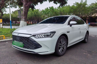 比亚迪 秦PLUS 2021款 DM-i 55KM 旗舰型