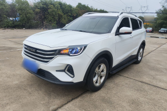 捷途X70M 2022款 1.5T 手动前卫伙伴型 5座