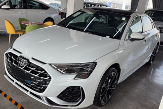 奥迪A3 2026款 A3L Limousine 35TFSI 飞驰尊享型